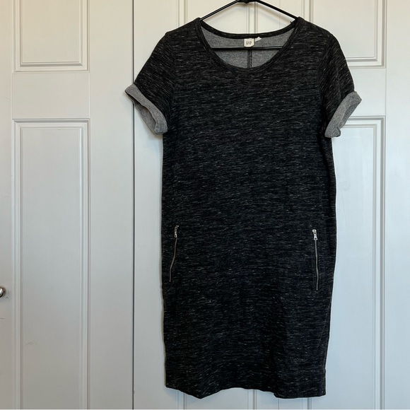 GAP Dresses & Skirts - Gray Gap dress